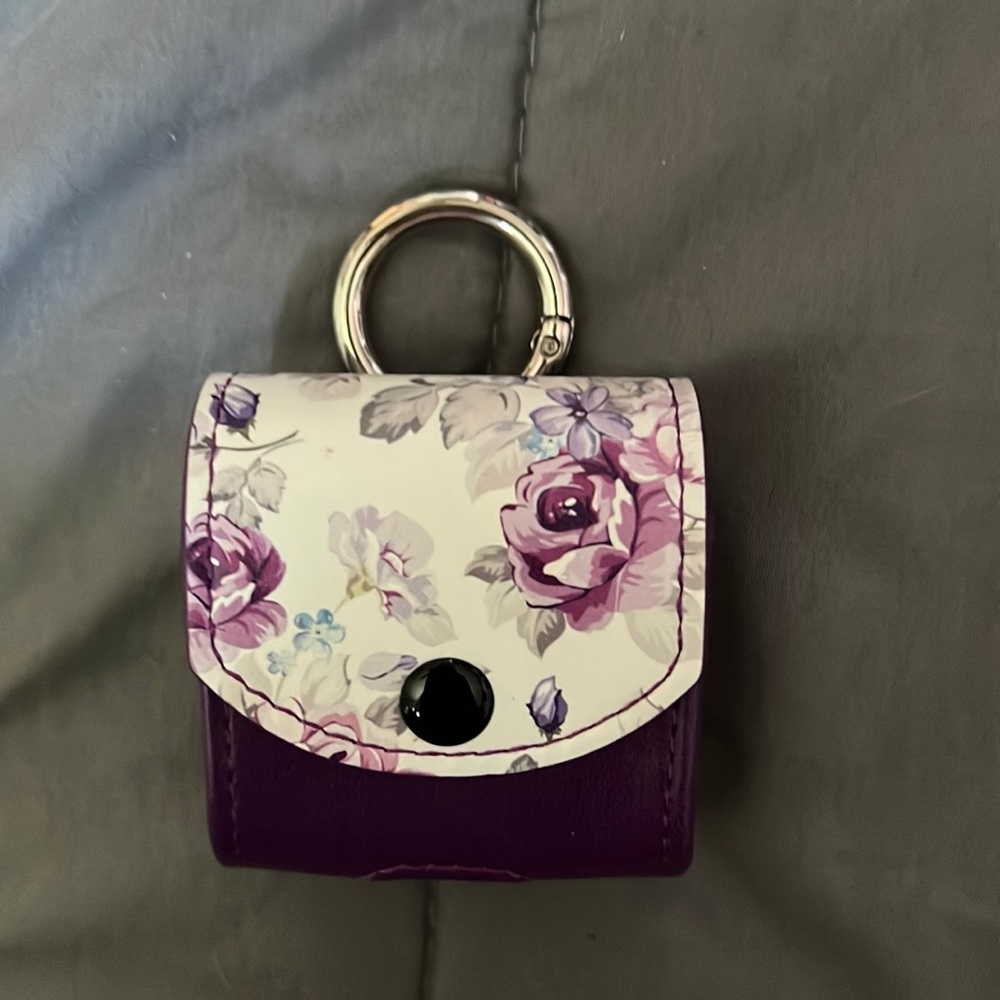 PURPLE FLOWER AIRPODS CASE